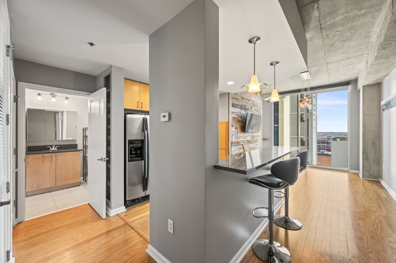 415 Church St #1411, Nashville, TN 37219