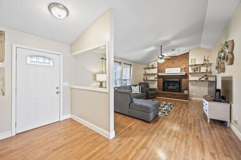 300 Toby Trl, Mount Juliet, TN 37122