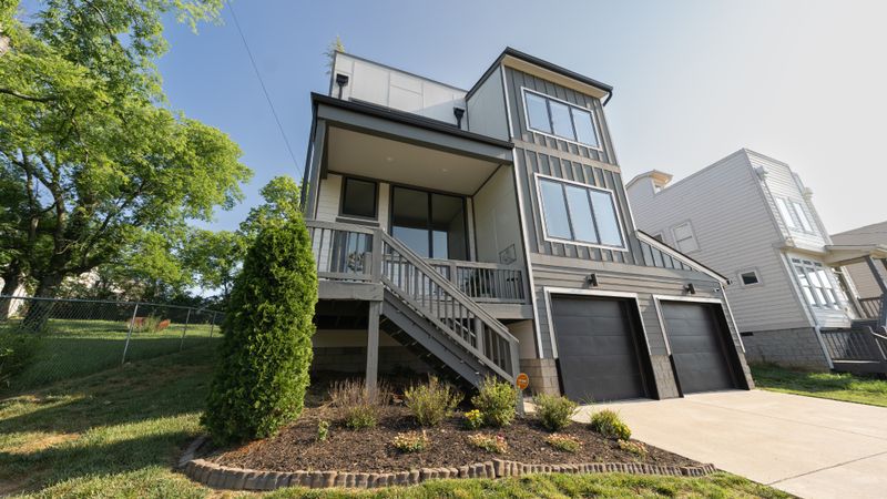 1255 N Avondale Cir, Nashville, TN 37207