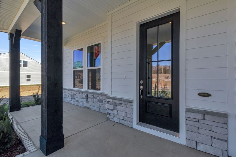 1047 Inez Dr, Smyrna, TN 37167