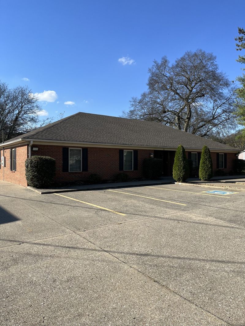 316 Walton Ferry Rd, Hendersonville, TN 37075