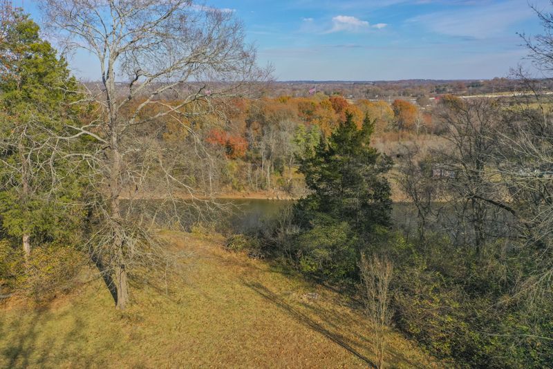 4120 Brush Hill Rd, Nashville, TN 37216