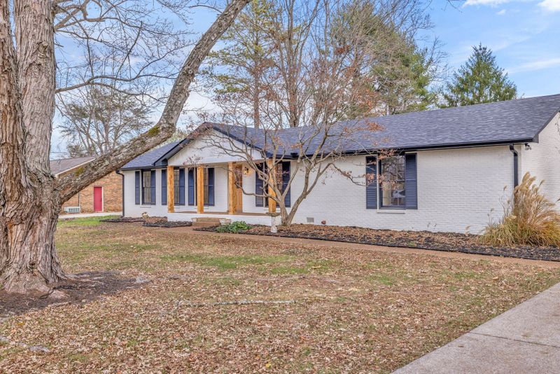 828 Rebel Cir, Franklin, TN 37064