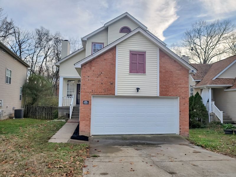 5915 Colchester Dr, Hermitage, TN 37076