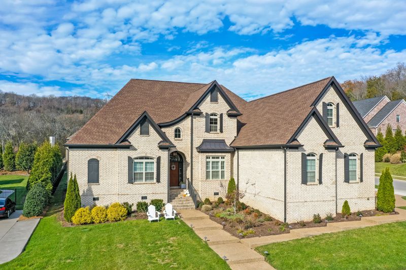 2327 Harts Landmark Dr, Franklin, TN 37069