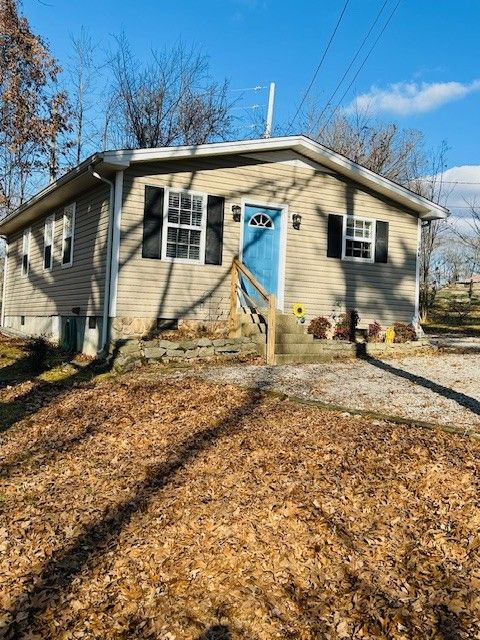 546 Central Valley Rd, Murfreesboro, TN 37129