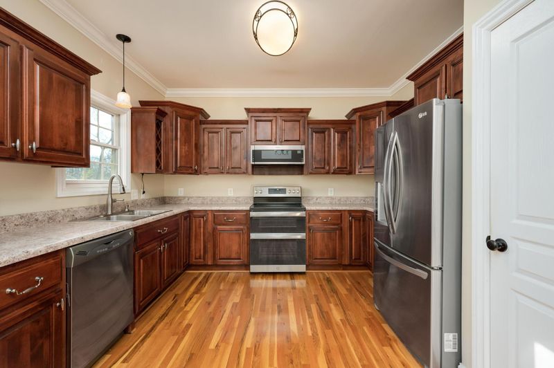643 Central Valley Rd, Murfreesboro, TN 37129