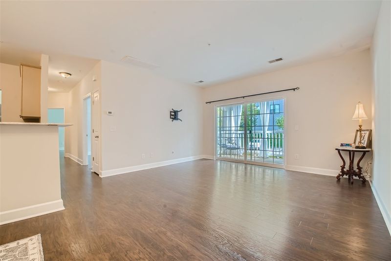 8045 Bienville Dr #2, Nashville, TN 37211