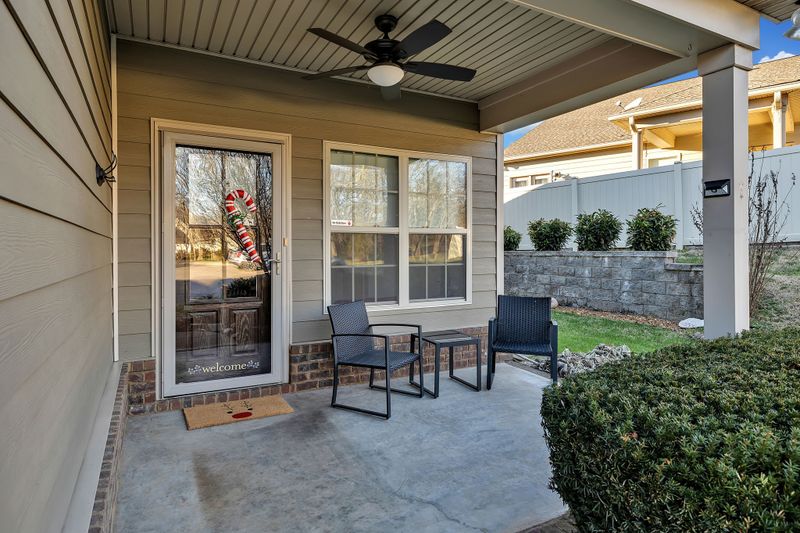 207 Dalton Ct, Spring Hill, TN 37174