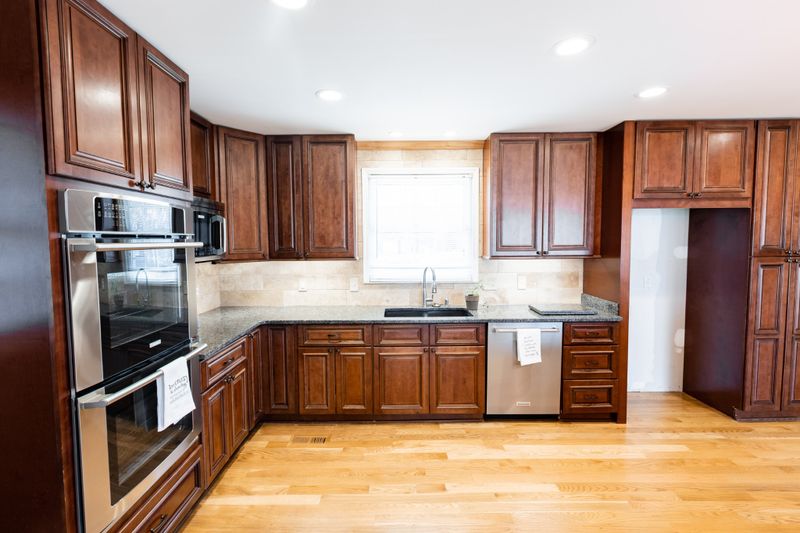 131 Chiroc Rd, Hendersonville, TN 37075