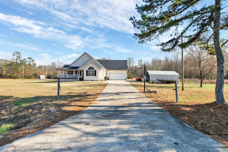 1320 Co Rd 74, Bridgeport, AL 35740
