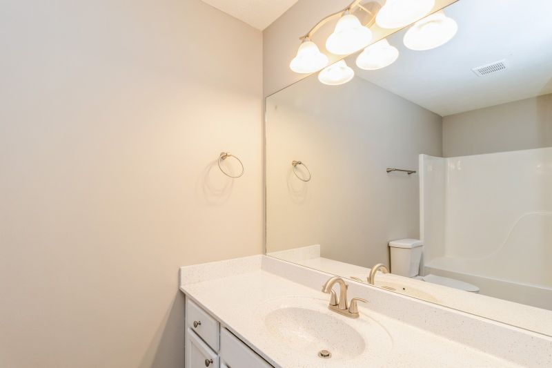 681 Holland Ridge Dr, La Vergne, TN 37086