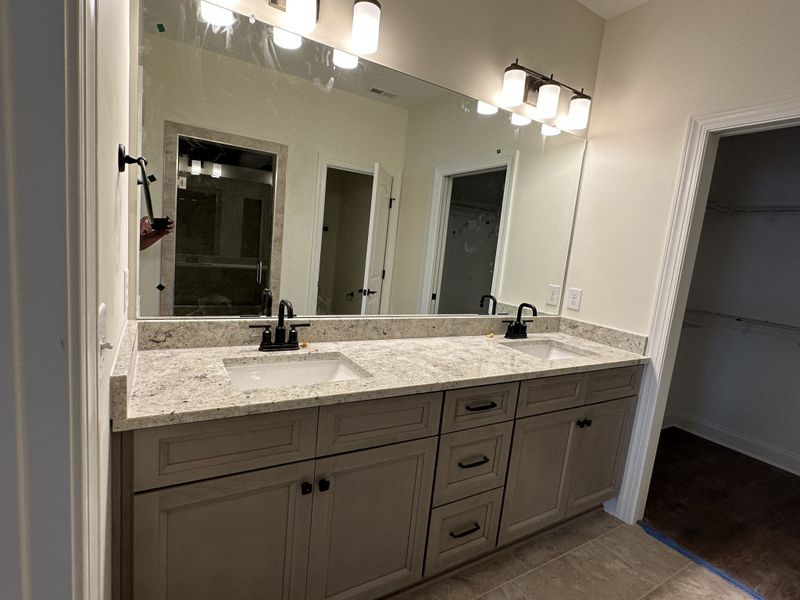 483 Fox Rn W, Springfield, TN 37172