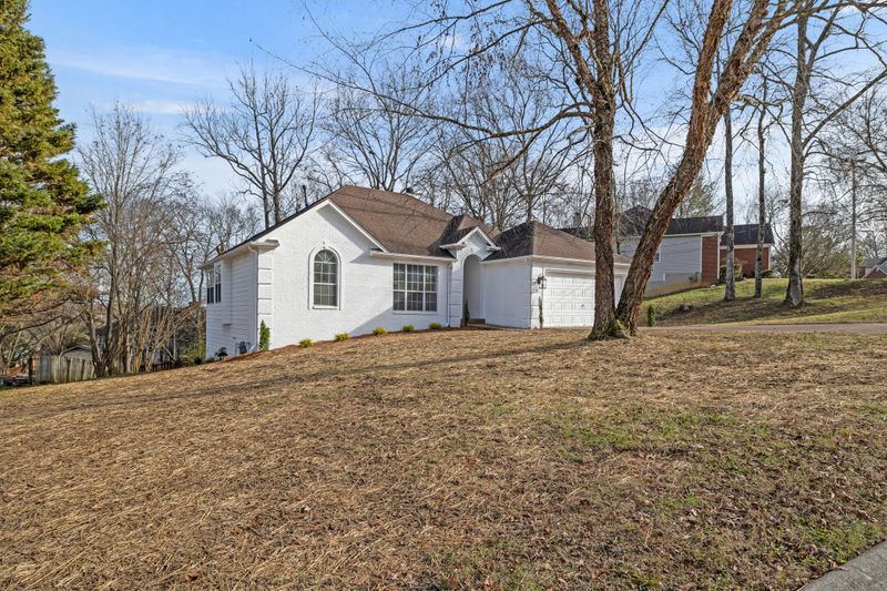 4532 Raccoon Trl, Hermitage, TN 37076