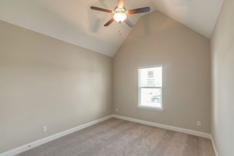 8001 Headwaters Dr, Franklin, TN 37064