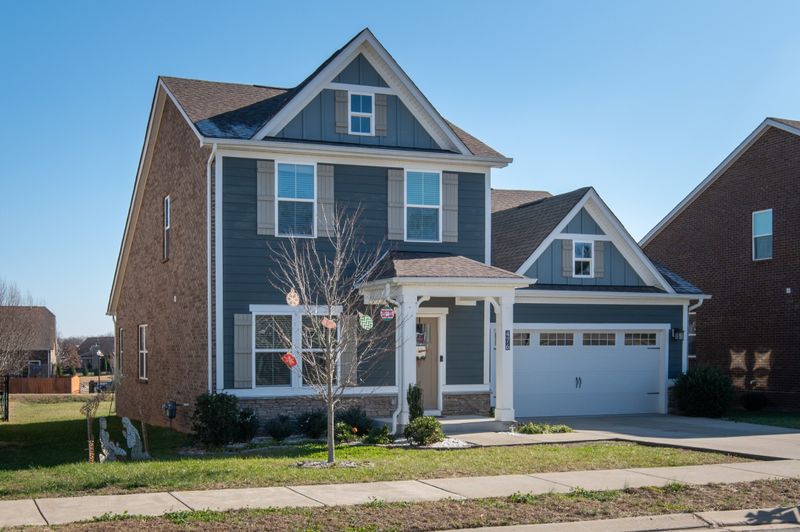 476 Goodman Dr, Gallatin, TN 37066
