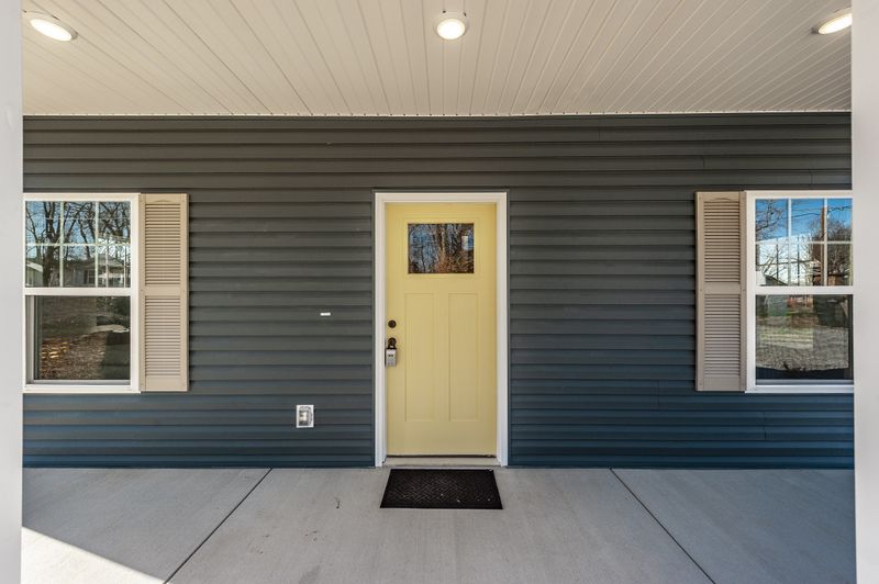 1903 John L Patterson St, Springfield, TN 37172