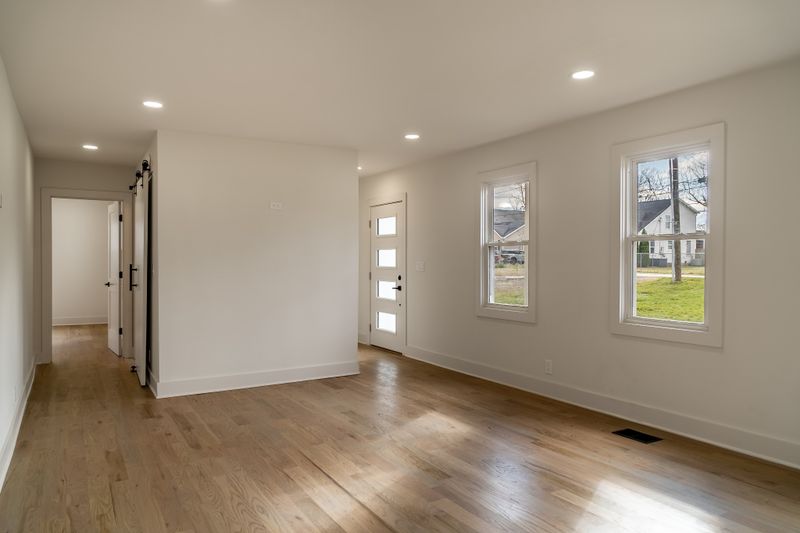 915A Cahal Ave, Nashville, TN 37206