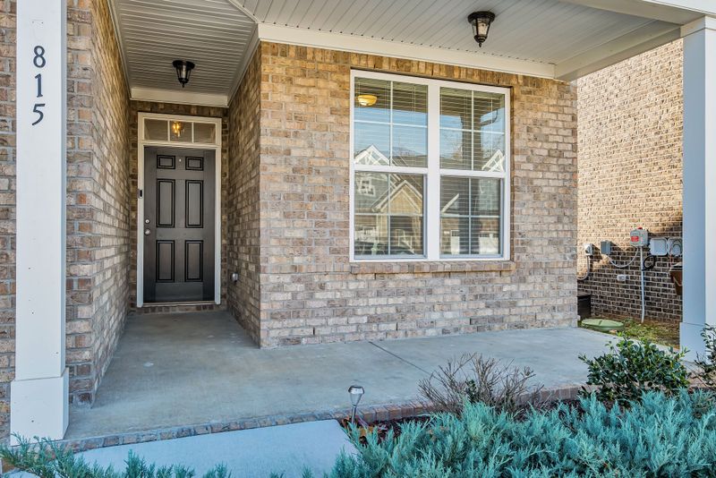 815 Sunset View Dr, Hermitage, TN 37076