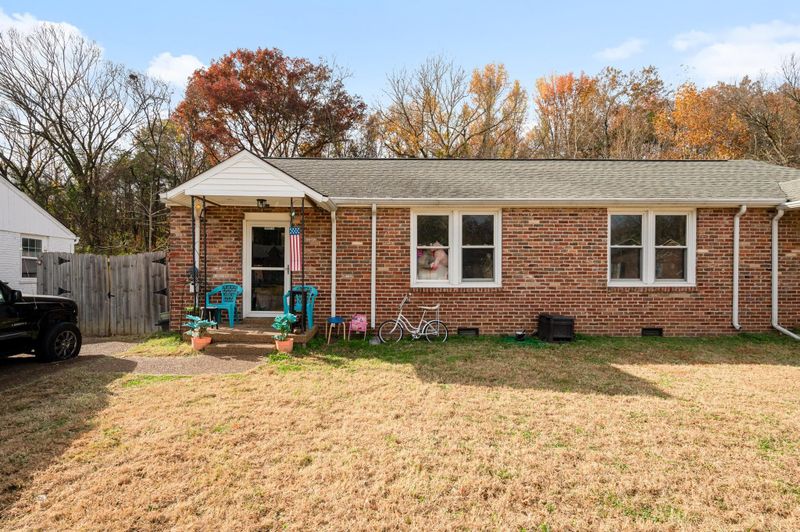 536 Raleigh Dr, Hermitage, TN 37076