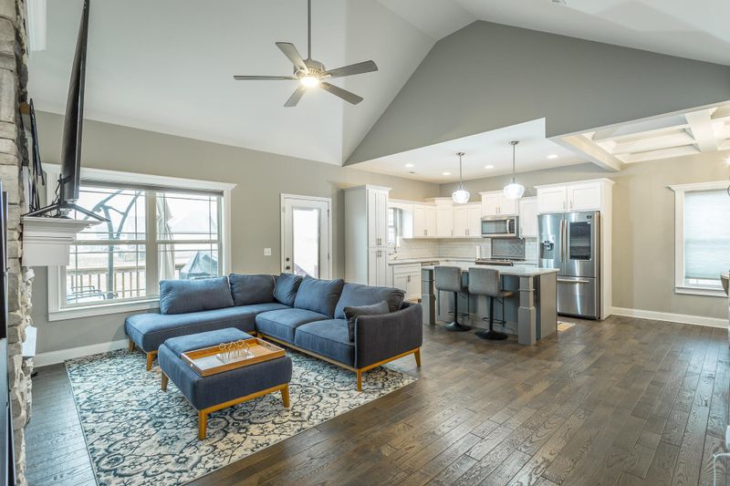 65 Farm View Cir, Rock Spring, GA 30739