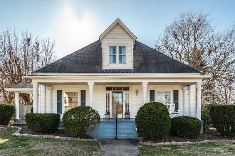 107 High St, Portland, TN 37148