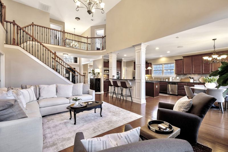 405 Caledonian Ct, Nashville, TN 37211