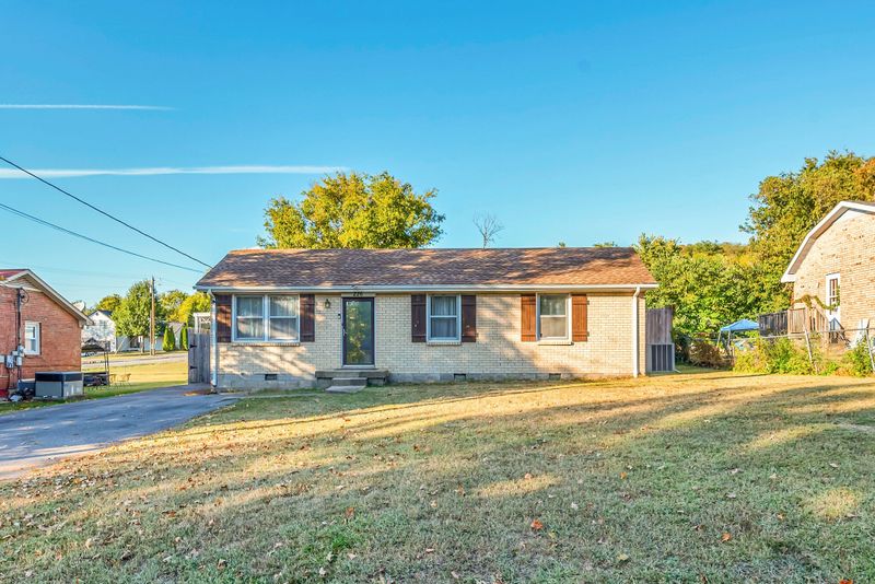 226 Cedar Dr, Franklin, TN 37064