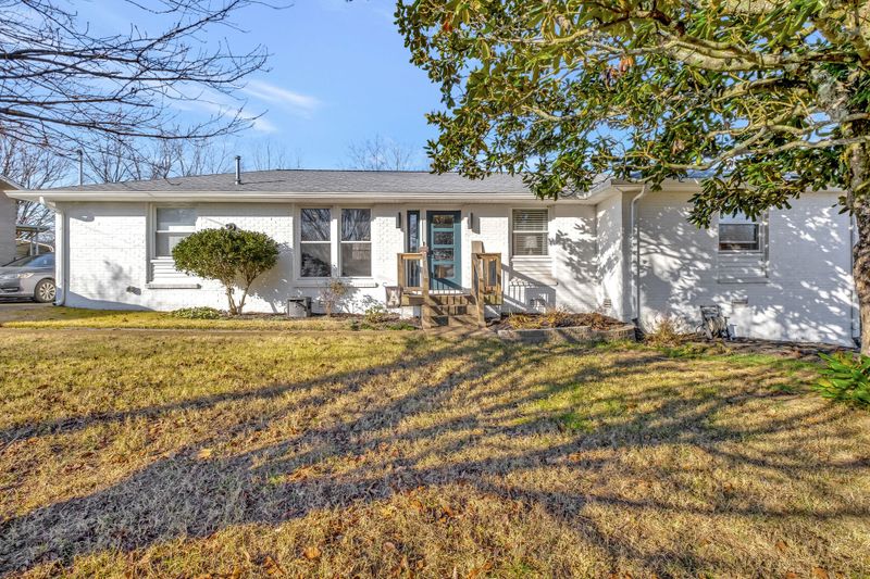 4872 Rainer Dr, Old Hickory, TN 37138