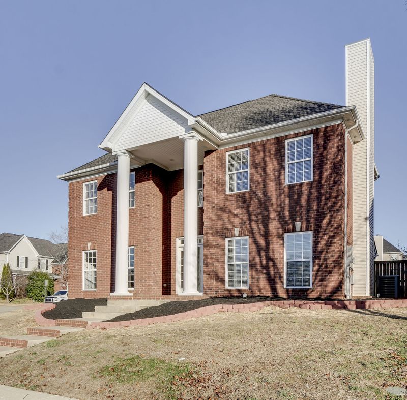 3016 Feradach Ln, Spring Hill, TN 37174