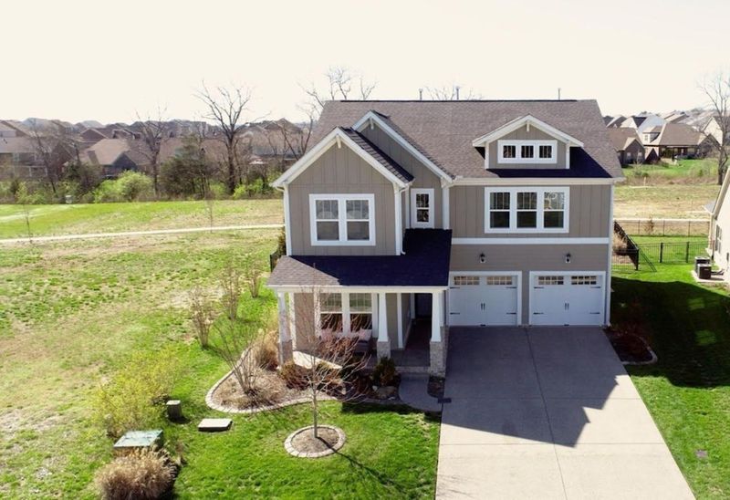 123 Monarchos Dr, Gallatin, TN 37066