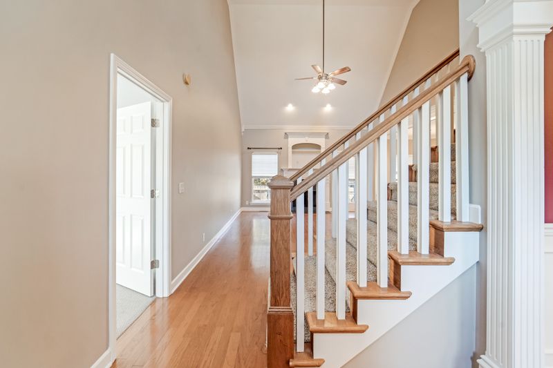 214 Foundry Cir, Murfreesboro, TN 37128