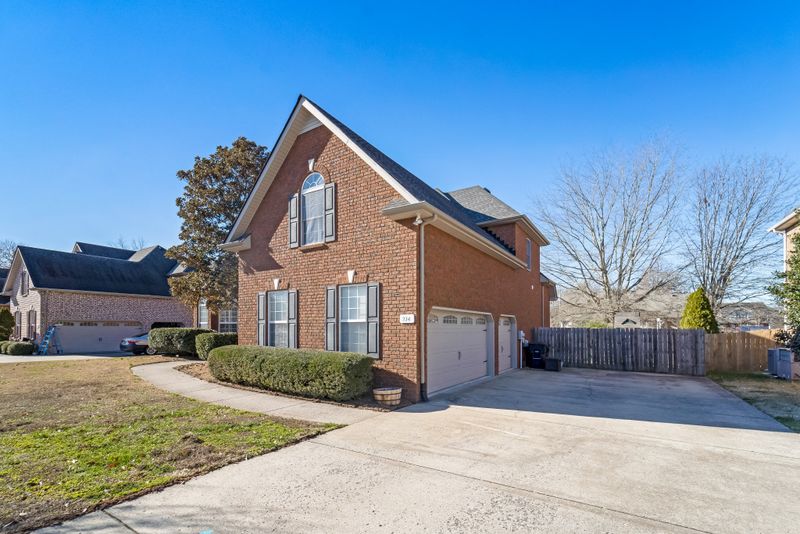 214 Foundry Cir, Murfreesboro, TN 37128