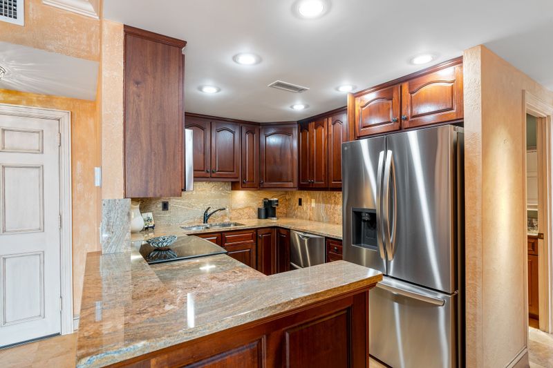 153 Harpeth Trace Dr, Nashville, TN 37221