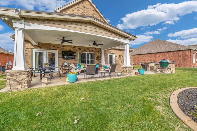 220 Meandering Dr, Lebanon, TN 37090