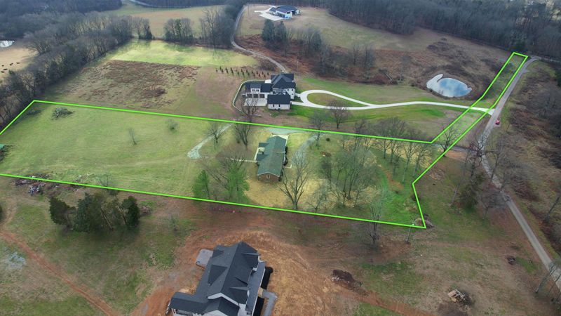 1289 Tate Ln, Mount Juliet, TN 37122