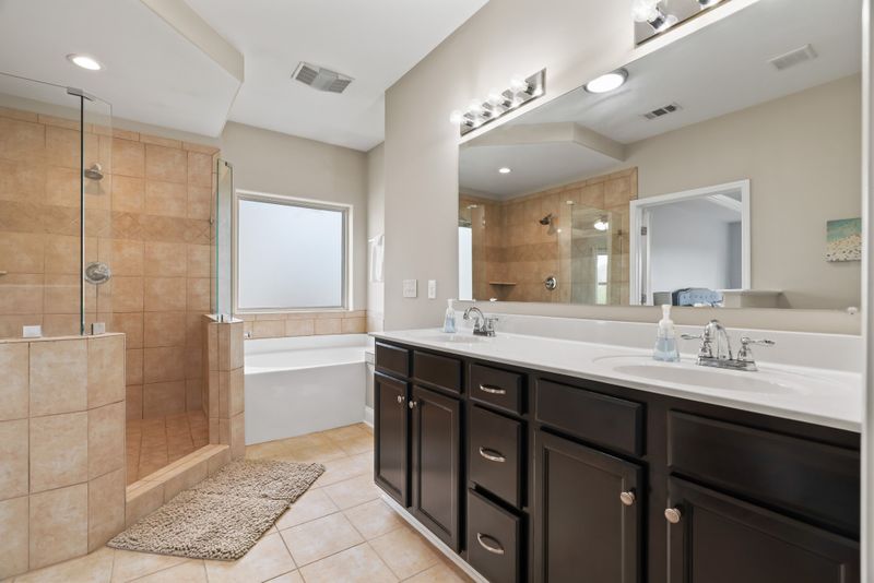 4245 Longfellow Dr, Nashville, TN 37214