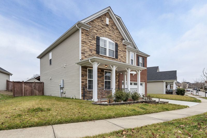 2056 Hickory Brook Dr, Hermitage, TN 37076