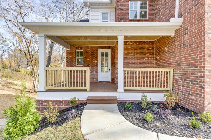 406 Cheairs Cir, Columbia, TN 38401