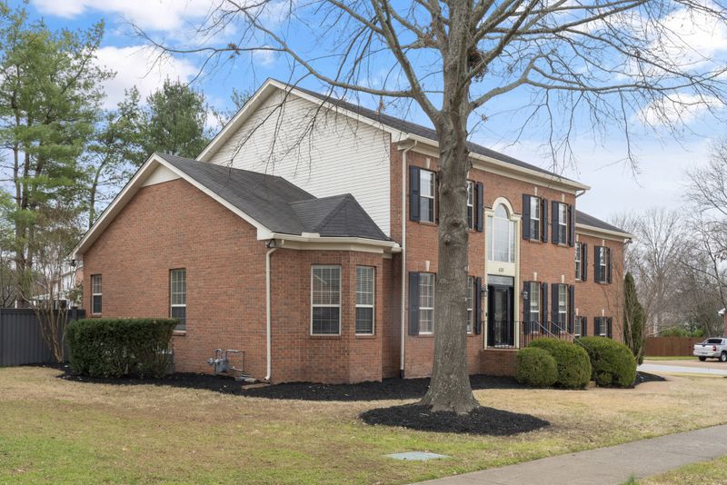 438 Logans Cir, Franklin, TN 37067