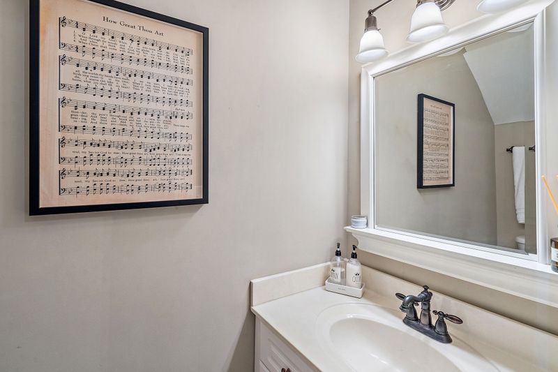 7252 Highway 70 S #406, Nashville, TN 37221