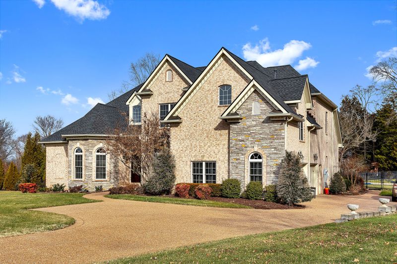 9718 Amethyst Ln, Brentwood, TN 37027