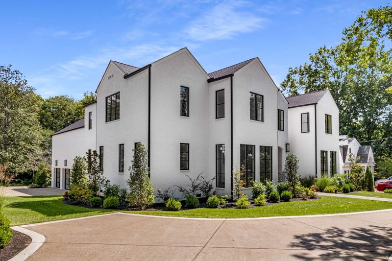 3721 Hobbs Rd, Nashville, TN 37215