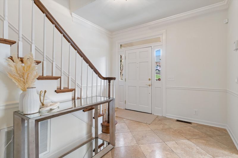 101 Sheffield Ct, Nashville, TN 37215