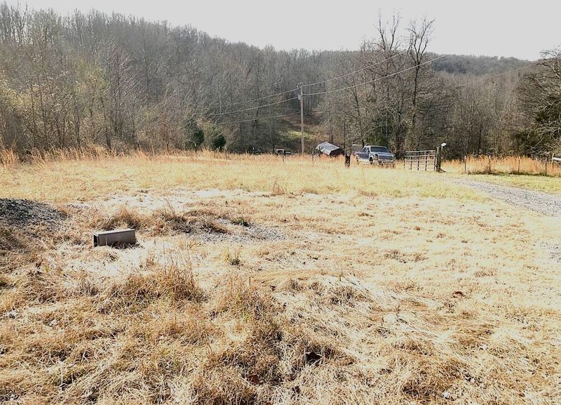 673 Old Highway 12, Ashland City, TN 37015