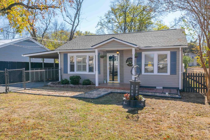 110 Spruce St, Rossville, GA 30741