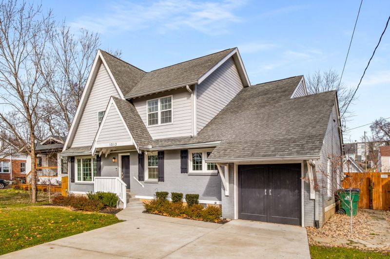 1013 Burchwood Ave, Nashville, TN 37216