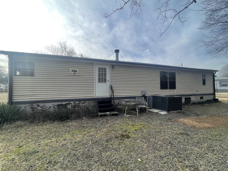 411 Stonewall Cir, La Vergne, TN 37086