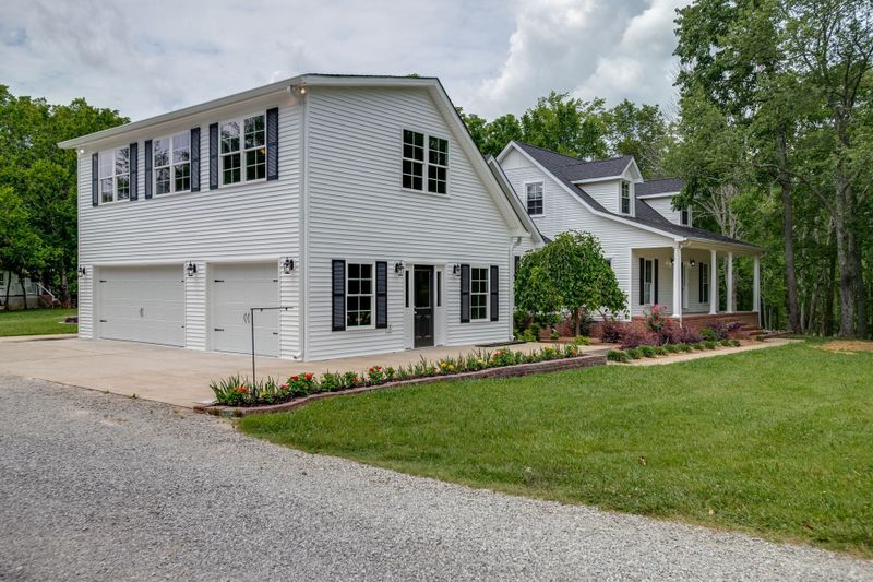 8712 Link Rd, Christiana, TN 37037