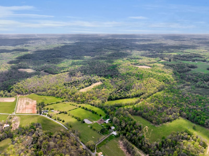 1286 Bell Hollow Rd, Vanleer, TN 37181